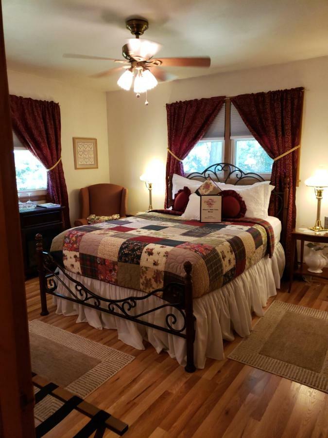 Oak Hill Bed And Breakfast Wisconsin Dells Kültér fotó
